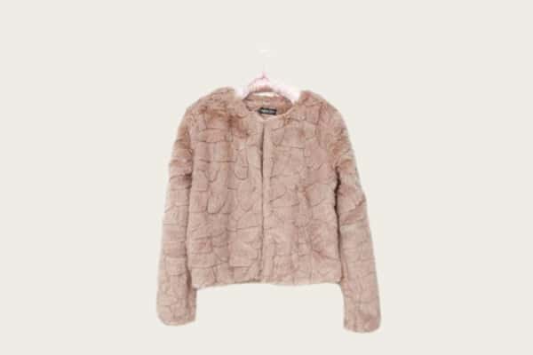 吕梁市中阳回收品牌衣服